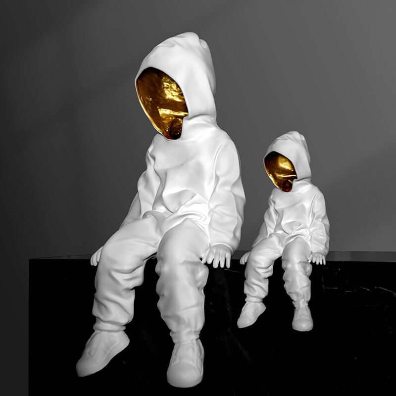 Astronaut Direct from Space in Kitchen Statue-MinimalisticDecor.com