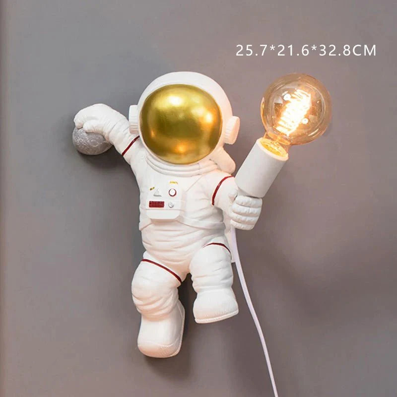 Astronaut Model Night Light Resin Bedside Table Lamp-MinimalisticDecor.com