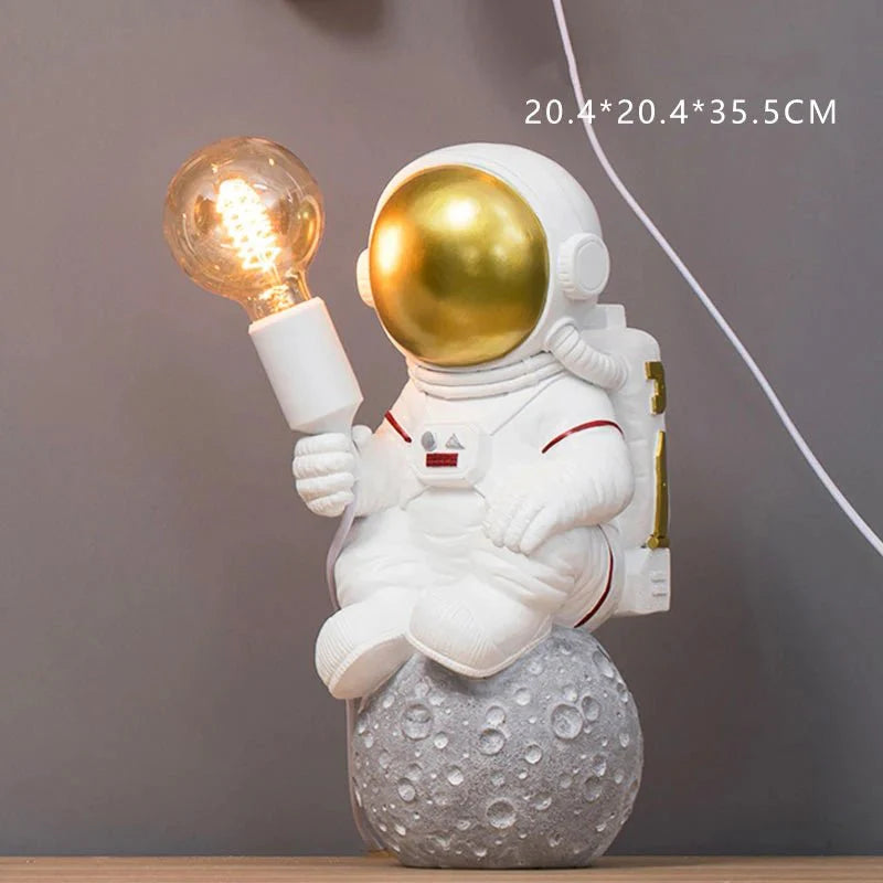 Astronaut Model Night Light Resin Bedside Table Lamp-MinimalisticDecor.com