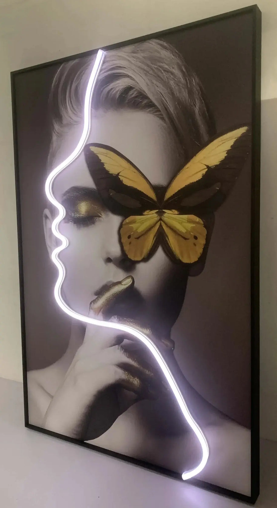 Blindness Model Neon Wall Art – A Modern Fusion of Art and Light-MinimalisticDecor.com