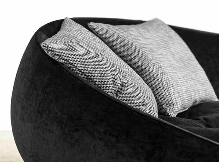 Canapé 3 Seater Sofa: Luxurious and Stylish Furniture-MinimalisticDecor.com