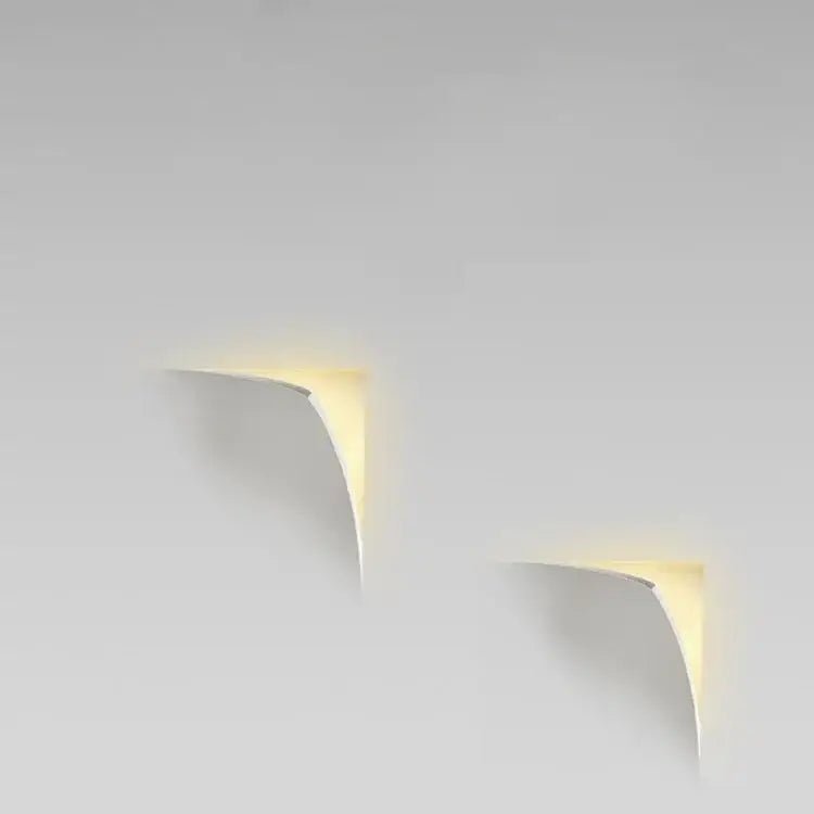 Creative Minimalistic Edge Wall Light - Pack of 2-MinimalisticDecor.com