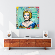 Crowned: Marilyn Pop Art - Discover the Iconic Piece-MinimalisticDecor.com