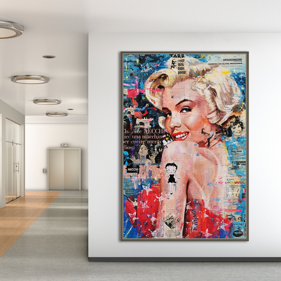 Crowned - Marilyn Pop Art: Expression of Iconic Beauty-MinimalisticDecor.com