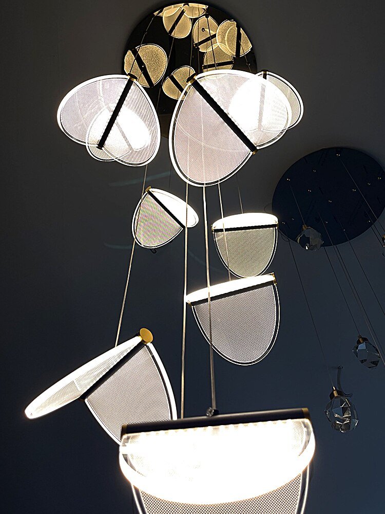Deluxe Acrylic Blade Chandelier-MinimalisticDecor.com