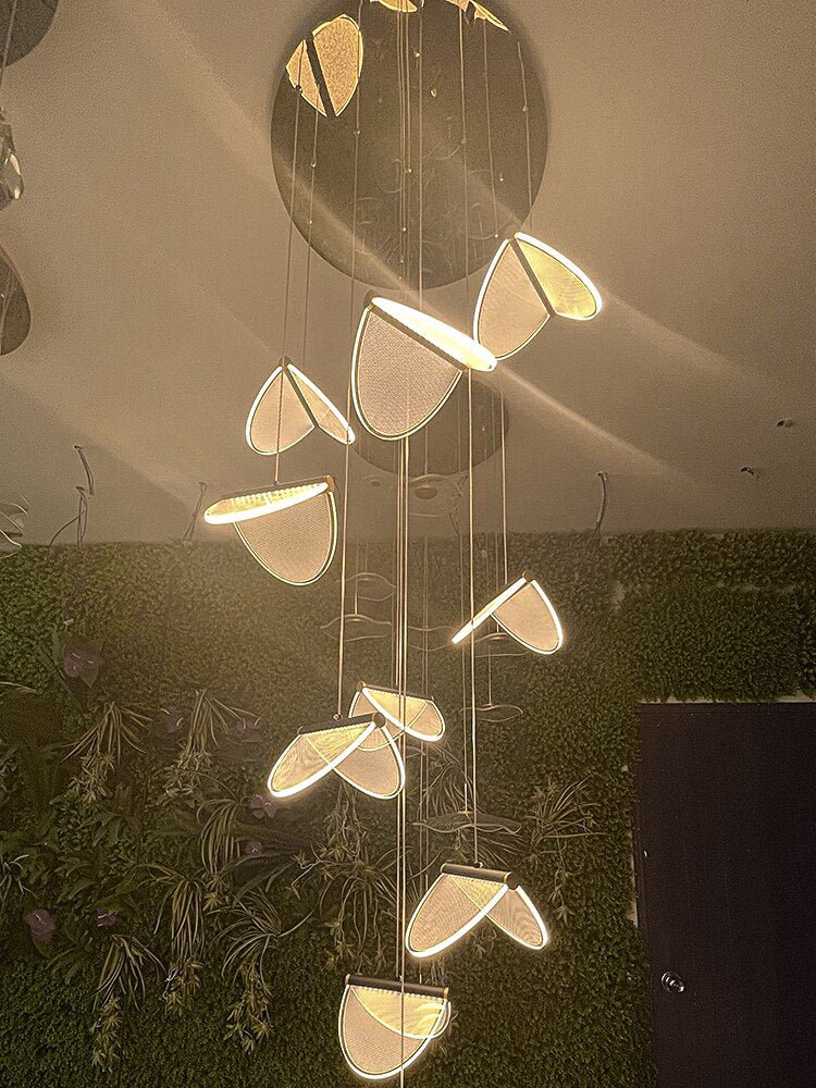 Deluxe Acrylic Blade Chandelier-MinimalisticDecor.com