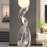 Lady of Globe Artistic Floor Lamp – Iron Body, Self-Contained Installation-MinimalisticDecor.com