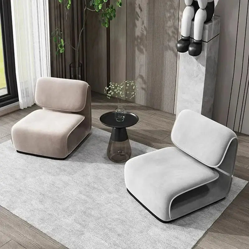 Minimalistic Fluffy Sofa Chair – Exquisite Blend-MinimalisticDecor.com