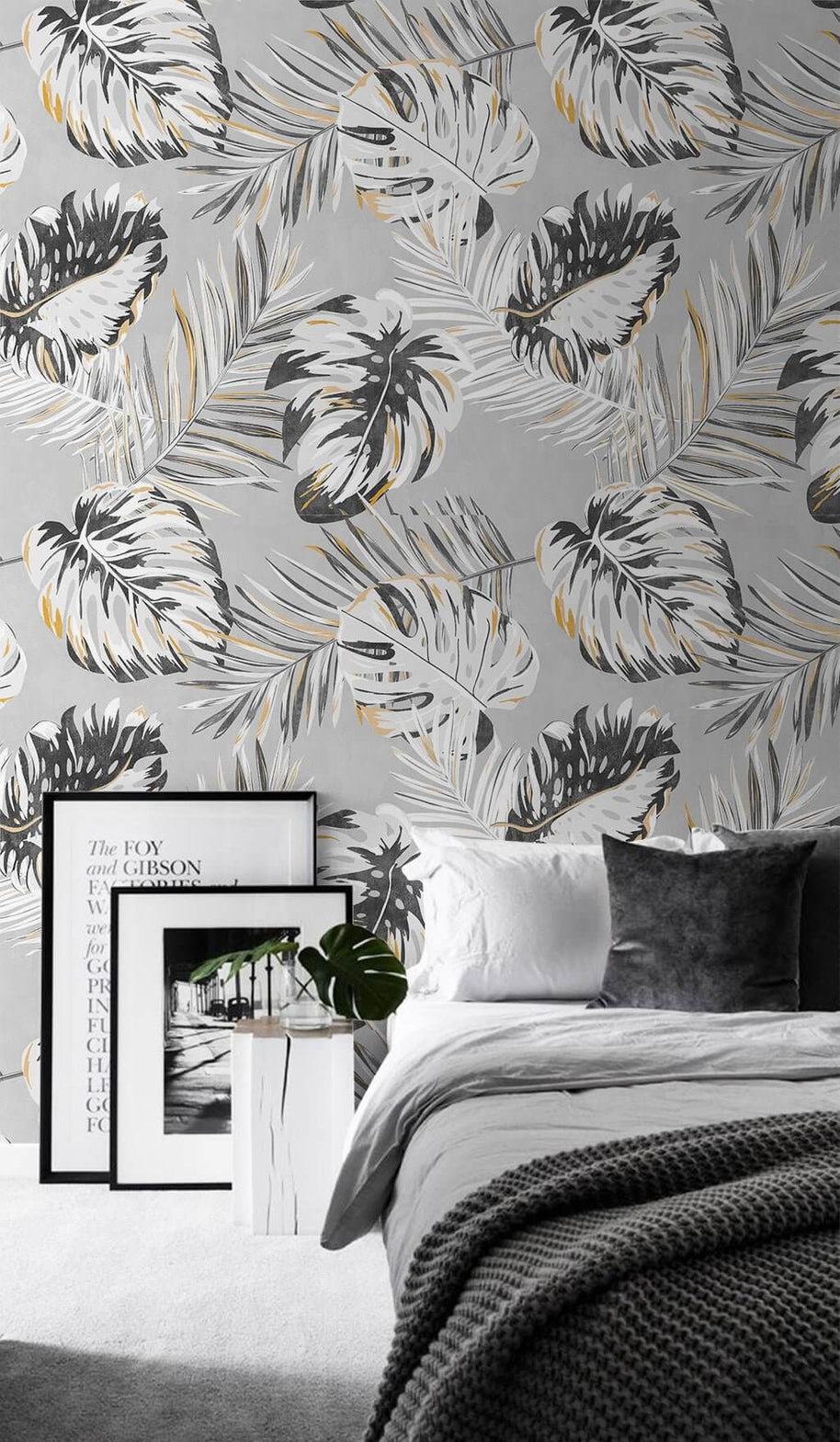MinimalisticDecor.com-Tropical Leaves Bliss Wallpaper Mural