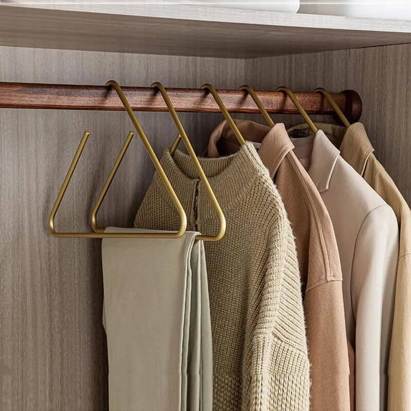 Triangle Clothes Hangers 5pcs Solid Metal-MinimalisticDecor.com