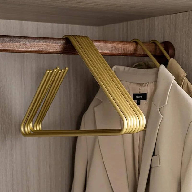 Triangle Clothes Hangers 5pcs Solid Metal-MinimalisticDecor.com